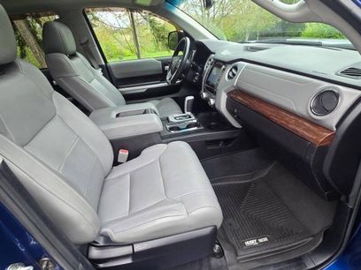 Used 2014 Toyota Tundra Limited w/ Limited Premium Package
