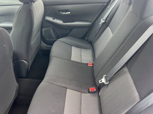 Used 2023 Nissan Sentra SV image 12