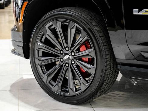 Used 2025 Cadillac Escalade V image 55