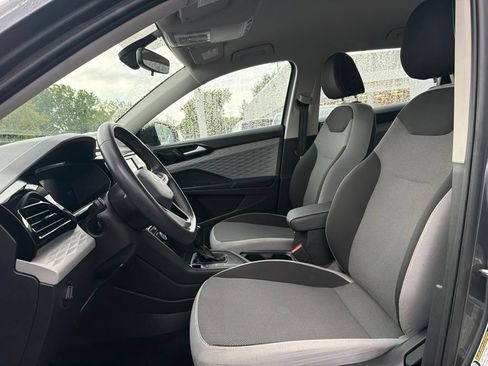 Certified 2023 Volkswagen Taos S FWD image 13