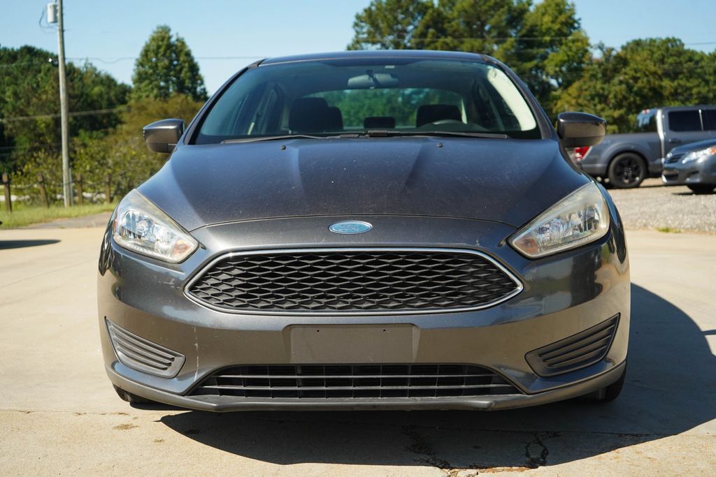 Used 2018 Ford Focus SE FWD image 16