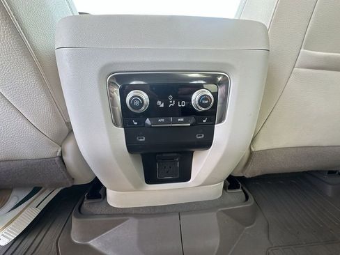 Certified 2023 GMC Yukon XL Denali image 23