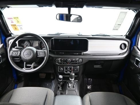 Used 2025 Jeep Wrangler Sport image 20