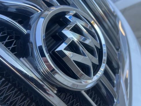 Used 2017 Buick Enclave Premium image 42