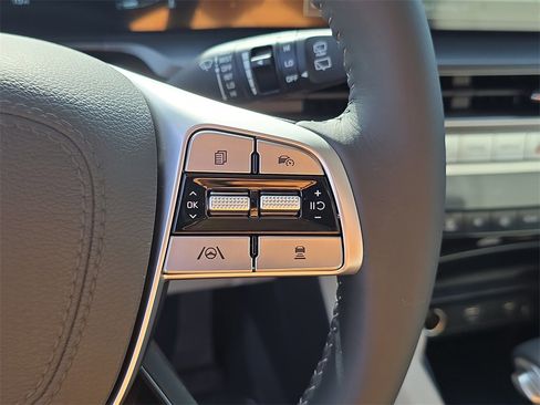 New 2025 Kia Telluride S image 36