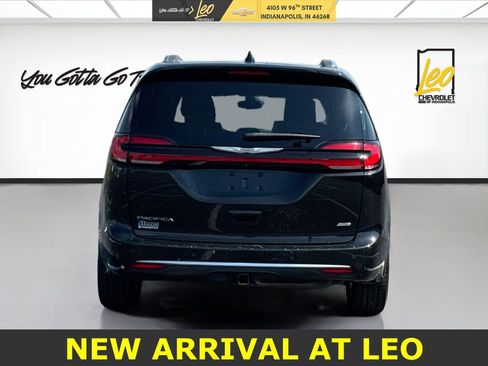 Used 2021 Chrysler Pacifica Pinnacle image 6