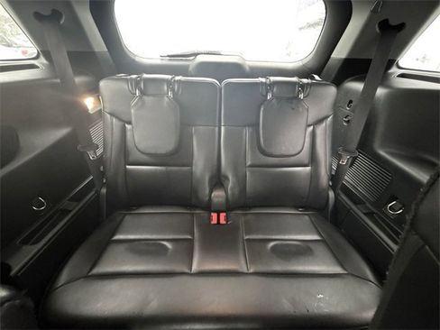 Used 2022 Ford Explorer XLT w/ Equipment Group 202A image 26