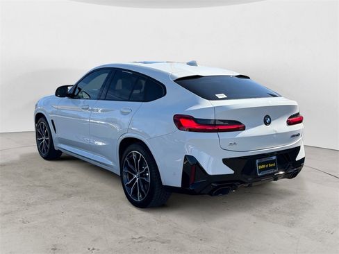 Used 2022 BMW X4 M40i w/ Premium Package image 5