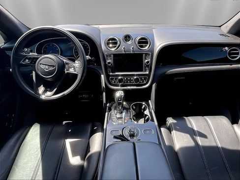 Used 2019 Bentley Bentayga AWD/4WD image 7