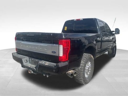 Used 2019 Ford F250 Platinum w/ Platinum Ultimate Package AWD/4WD image 8