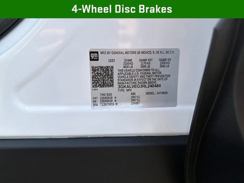 Certified 2024 GMC Terrain SLT w/ LPO, Floor Liner Package AWD/4WD image 34