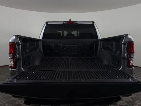 Used 2020 RAM 1500 Big Horn AWD/4WD image 11