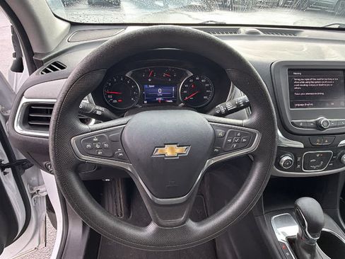 Certified 2022 Chevrolet Equinox LS w/ LS Convenience Package image 15