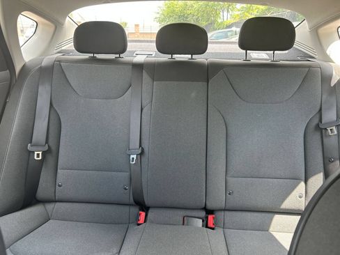 Used 2025 Kia K4 FWD image 33