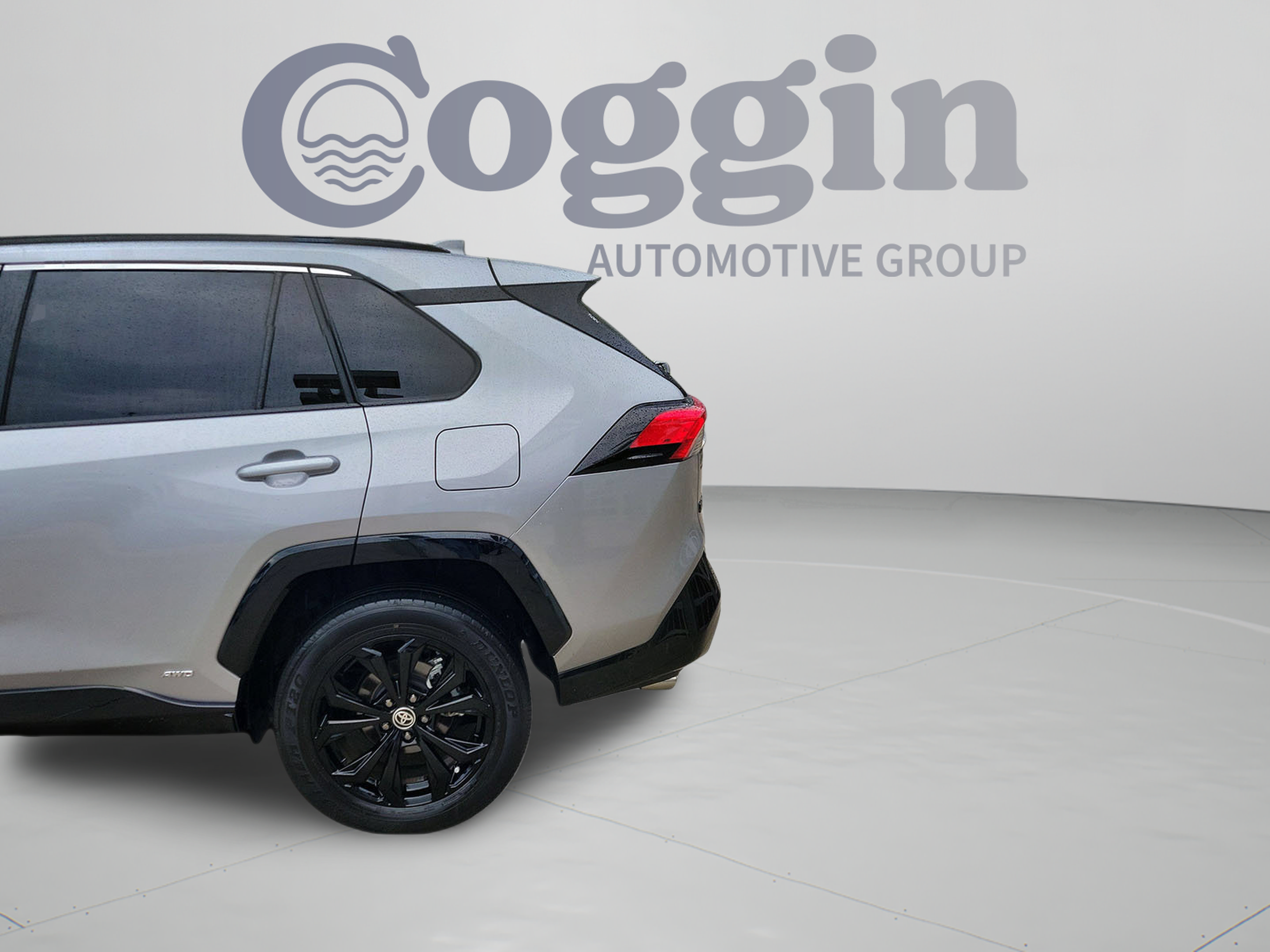 Used 2024 Toyota RAV4 SE w/ Convenience Package AWD/4WD image 34