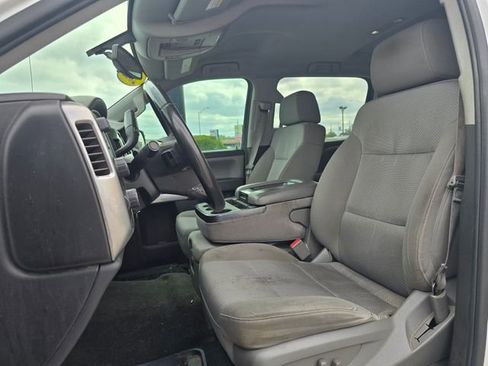 Used 2015 Chevrolet Silverado 1500 LT w/ LT Convenience Package AWD/4WD image 10