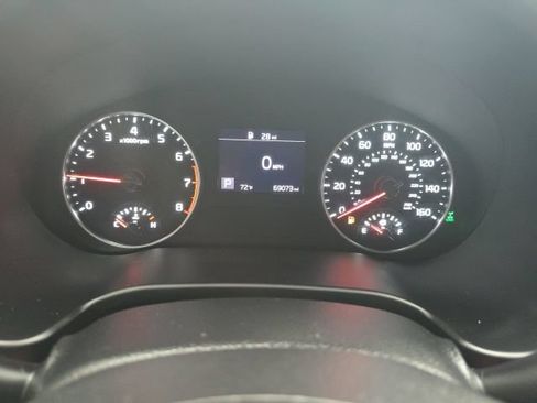 Used 2021 Kia Seltos S AWD/4WD image 19