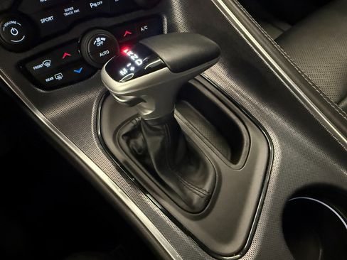 Used 2017 Dodge Challenger GT w/ Driver Convenience Group image 14