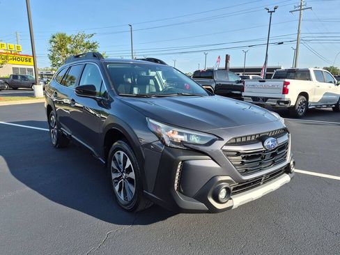 Used 2024 Subaru Outback Limited AWD/4WD image 3