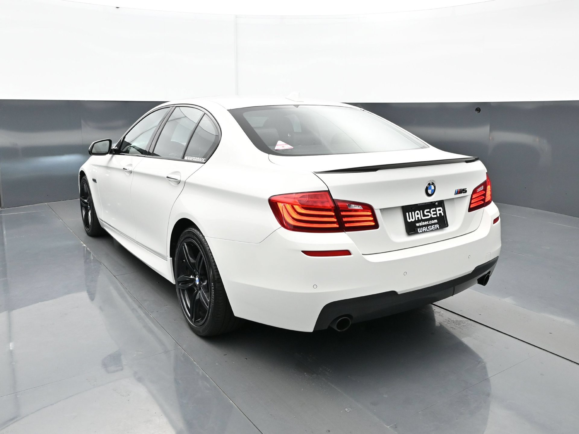 Used 2016 BMW 535i xDrive Sedan AWD/4WD image 5