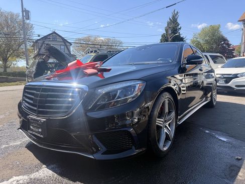 Used 2015 Mercedes-Benz S 63 AMG 4MATIC Sedan image 2