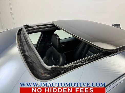 Used 2019 Volvo S60 T6 Momentum image 11