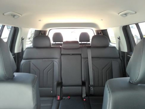Used 2024 Hyundai Santa Fe SEL FWD image 35