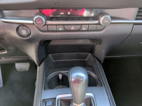 Used 2021 MAZDA CX-30 FWD 2.5 S w/ Select Package image 26