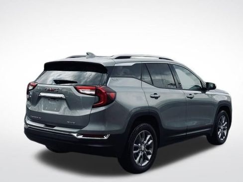 Used 2023 GMC Terrain SLT image 6