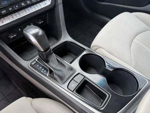 Used 2019 Hyundai Sonata SEL FWD image 15