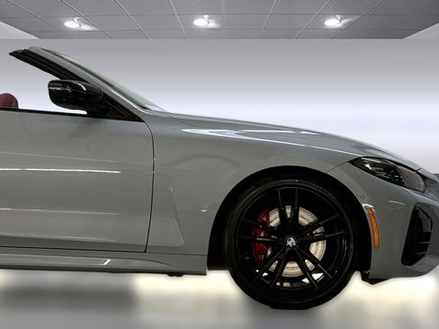 Used 2023 BMW M440i Convertible w/ Premium Package image 35