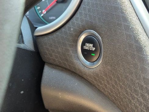 Certified 2025 Chevrolet Malibu LT image 37