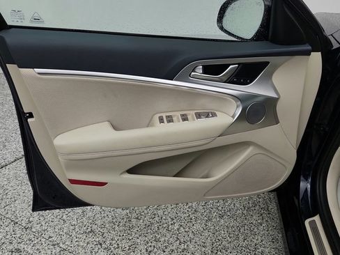 Used 2026 Genesis G70 2.5T Prestige AWD/4WD image 11