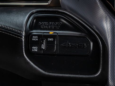 Used 2020 RAM 3500 Limited w/ Max Tow Package image 28