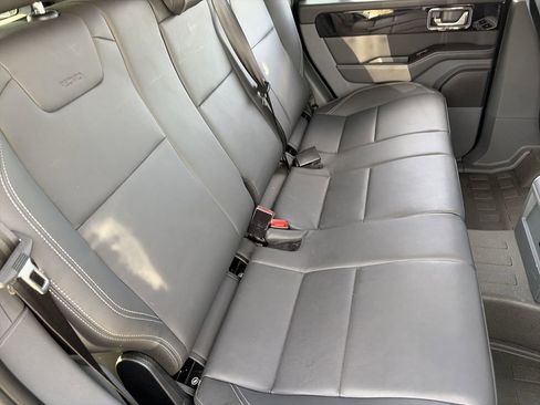 New 2025 INEOS Grenadier Fieldmaster Edition image 13