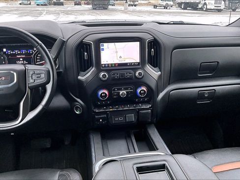 Used 2022 GMC Sierra 1500 AT4 w/ AT4 Premium Package image 6