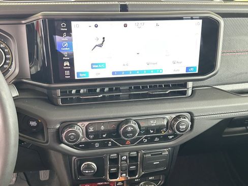 Used 2024 Jeep Wrangler Unlimited Rubicon w/ Safety Group image 24