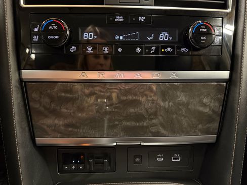 Used 2021 Nissan Armada Platinum w/ Captain's Chairs Package image 19