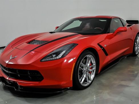 Used 2014 Chevrolet Corvette Stingray Coupe RWD image 6