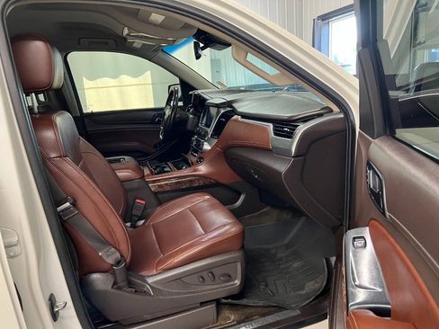 Used 2015 Chevrolet Suburban LTZ AWD/4WD image 12
