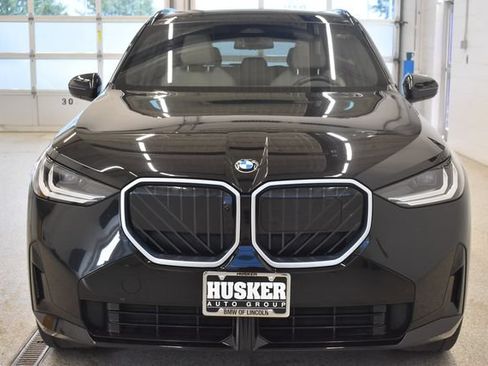Used 2025 BMW X3 xDrive30i AWD/4WD image 3