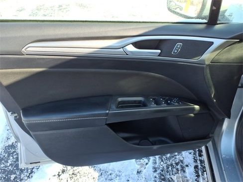 Certified 2020 Ford Fusion SE image 12