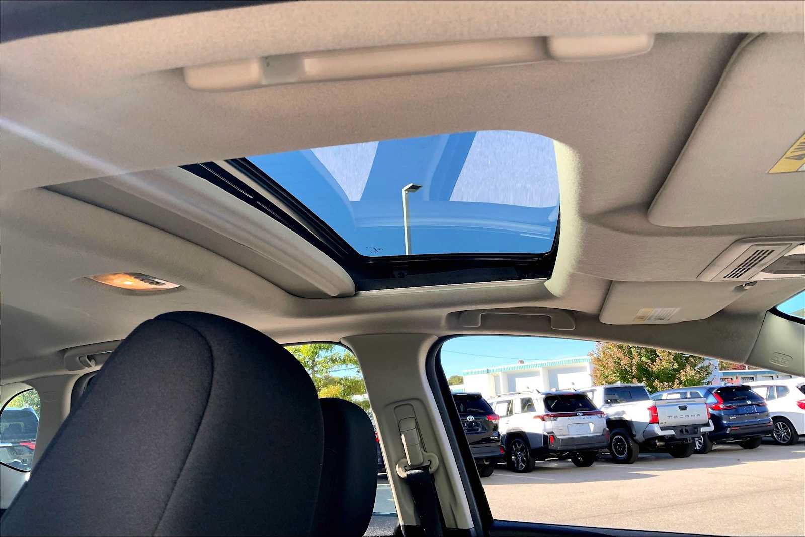 Used 2019 Honda Fit EX image 12