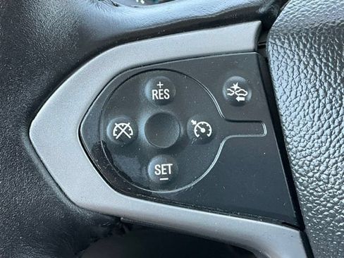 Used 2022 Chevrolet Colorado LT w/ Fleet Safety Package RWD image 28