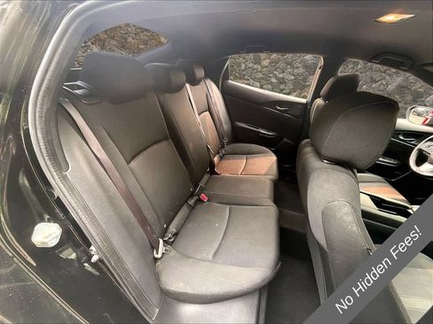 Used 2018 Honda Civic Sport image 19