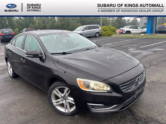 Used 2014 Volvo S60 T5 AWD/4WD image 1