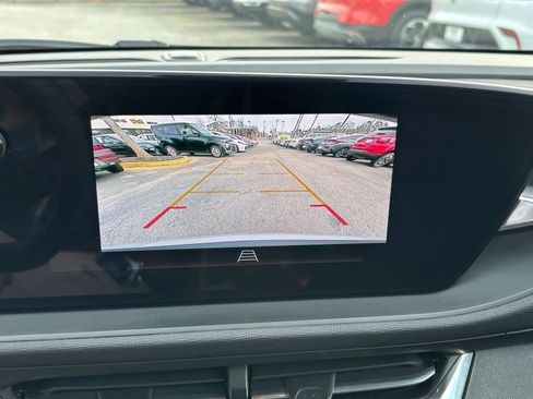 Used 2025 Buick Envista Preferred image 17