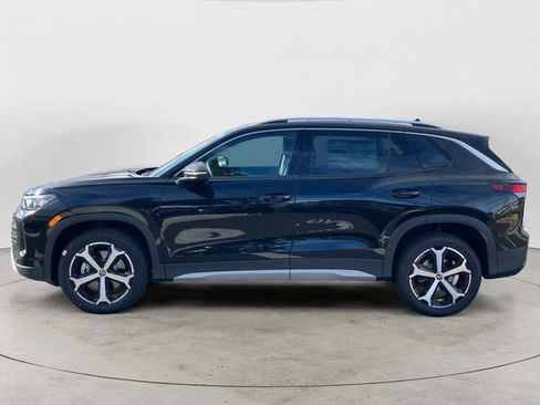 Used 2026 Volkswagen Tiguan SE w/ Panoramic Sunroof Package AWD/4WD image 8