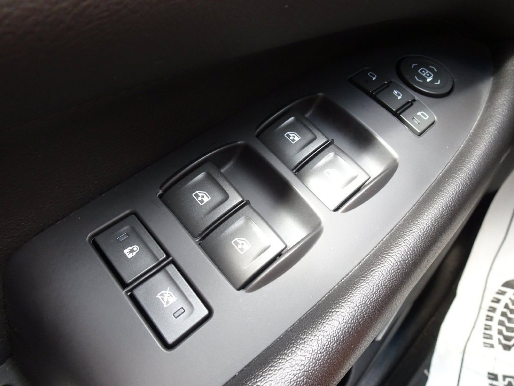 Used 2018 Cadillac Escalade Premium Luxury RWD image 22