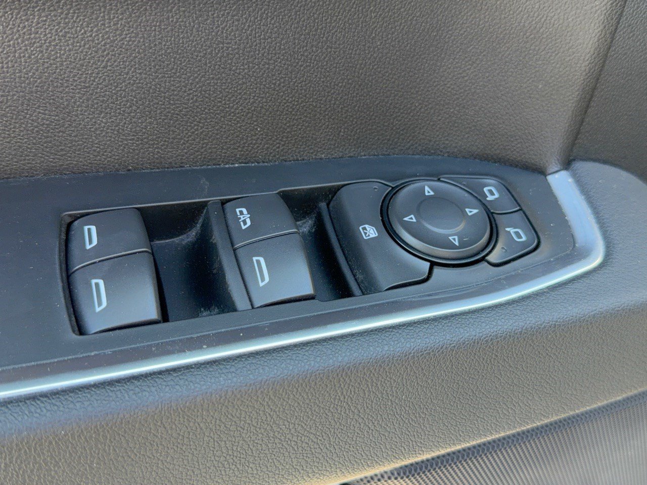 Used 2026 Chevrolet Silverado 1500 RST AWD/4WD image 15